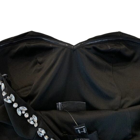 Forever 21 strapless corset top black with rhinestone accents. Padded cups Large - Picture 9 of 11